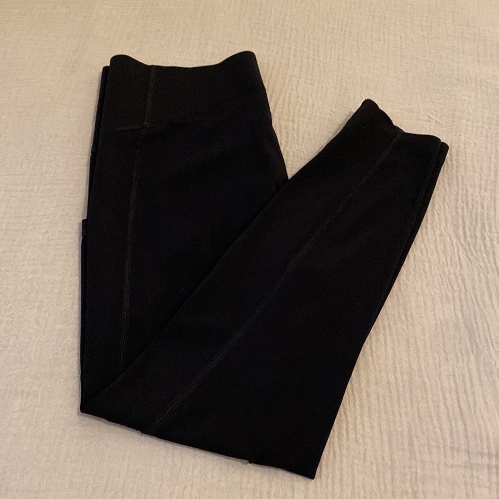 SPANX Black Leggings Slim Fit Stretch. Size M